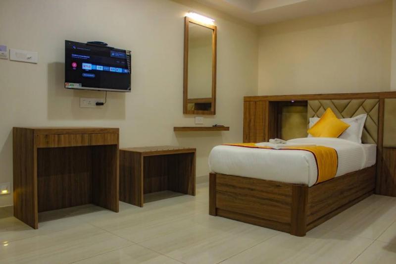 Rr Mount Elite Suites Ченнаи Экстерьер фото