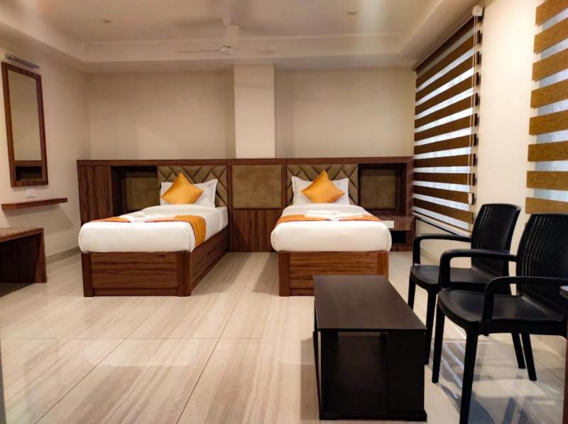 Rr Mount Elite Suites Ченнаи Экстерьер фото